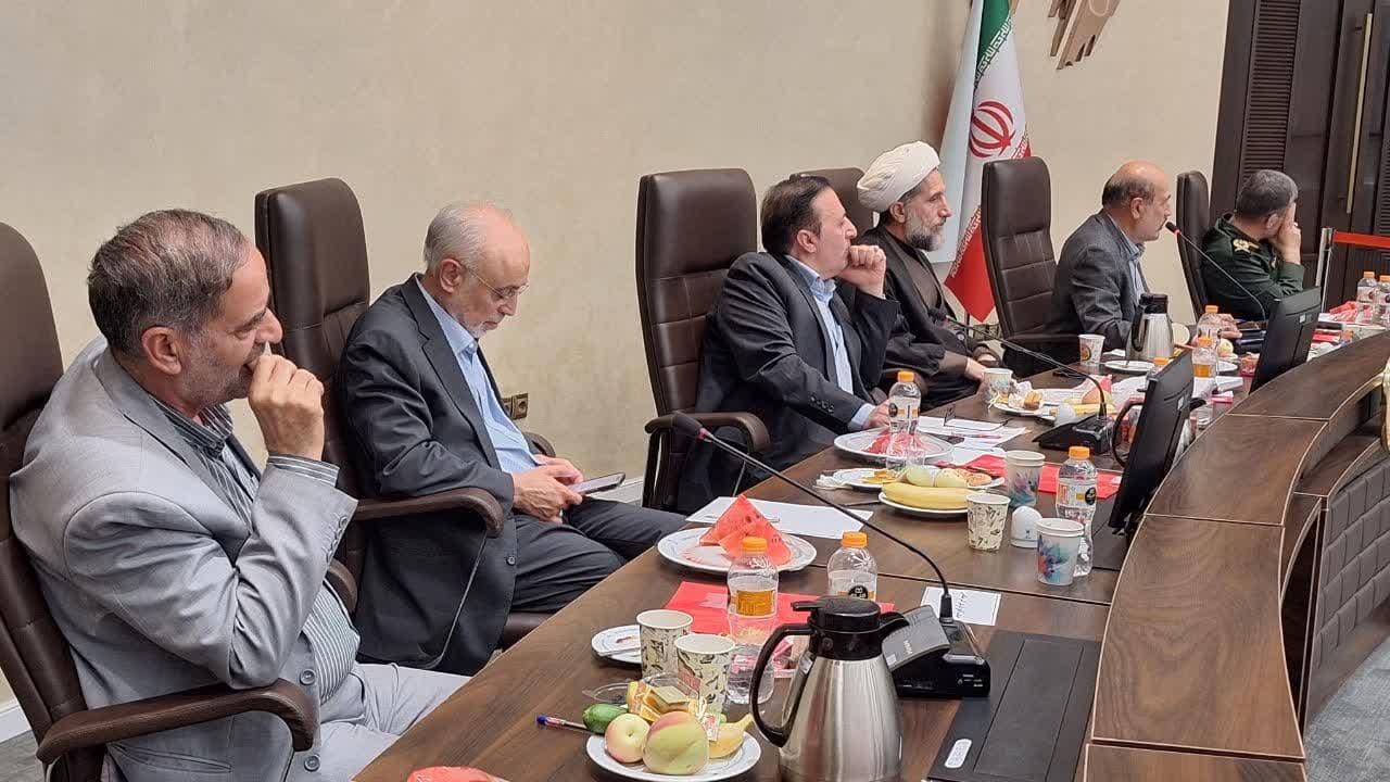 پای بزرگان به قزوین بازشد/ امید به همدلی بیشتر با راه اندازی شورای عالی راهبردی قزوین پای بزرگان به قزوین بازشد/ امید به همدلی بیشتر با راه اندازی شورای عالی راهبردی قزوین