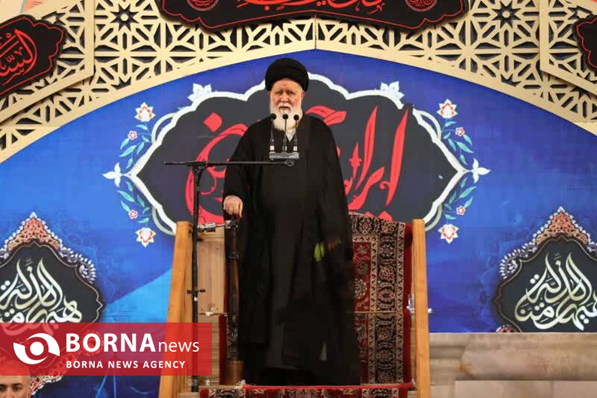 آیت‌ا... علم الهدی: نمازجمعه، پایگاه فرهنگی و سیاسی در جامعه است/ آمریکا مسئول جنایت‌ها در غزه است