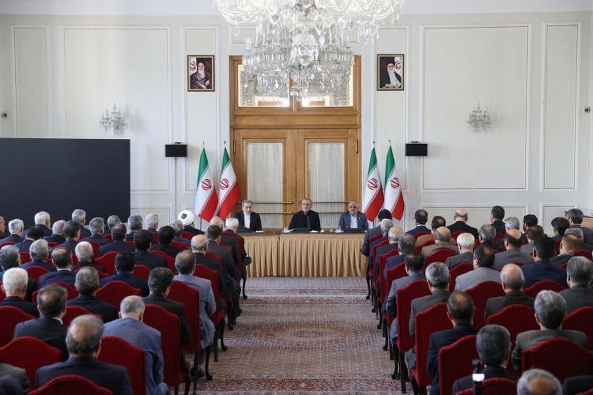 پزشکیان: مأموریت وزارت خارجه در دوره پساجنگ، تبیین رویکرد صلح‌طلبانه ایران است