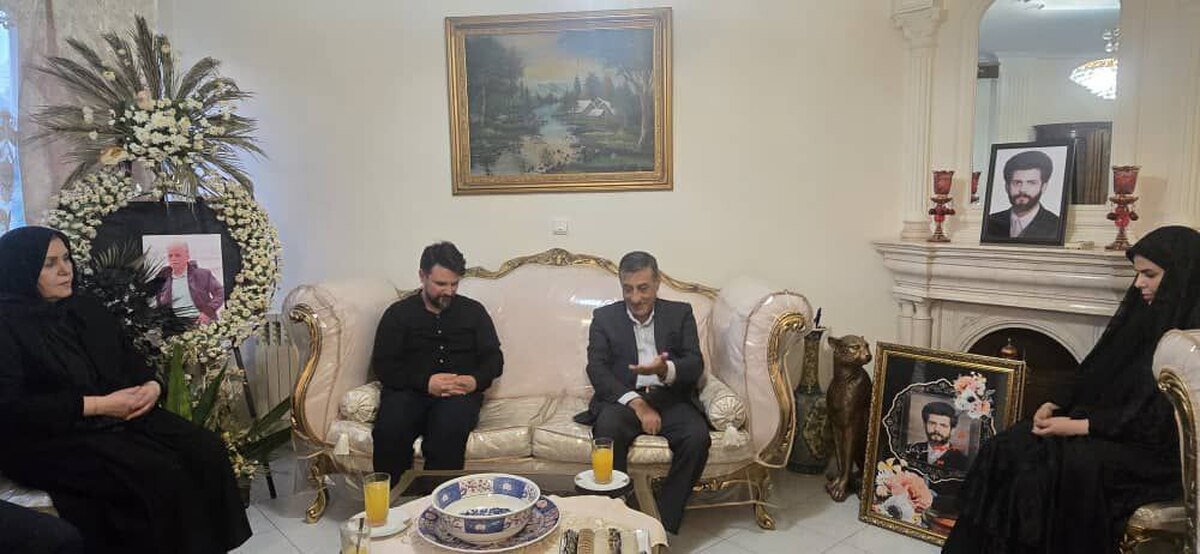 دیدار قائم پناه با خانواده شهید علیرضا پازوکی