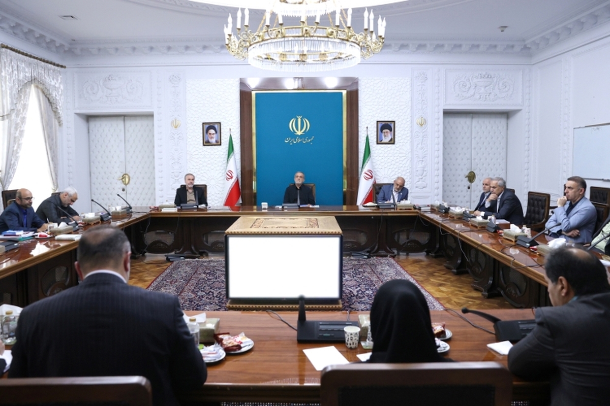 پزشکیان: گام اساسی در مبارزه با مواد مخدر، برخورد شدید با عرضه غیرقانونی و آگاهی‌سازی توأمان است