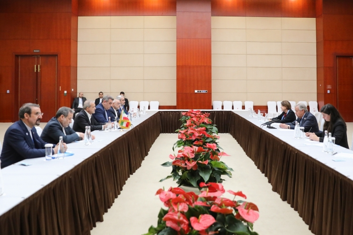 پزشکیان: ایران همچنان به دنبال تعامل و حل و فصل مسئله هسته‌ای از راه‌های دیپلماتیک است/ گوترش: شخصا متقاعد شده‌ام که نیت و هدف ایران ساخت سلاح هسته‌ای نیست