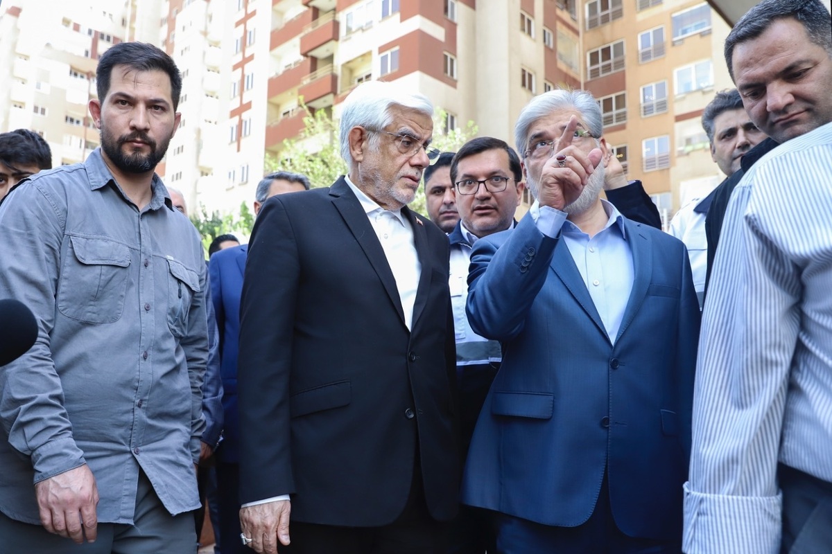 عارف: بازسازی و نوسازی ساختمان‌ها و منازل آسیب‌دیده در ستاد بازسازی با قوت در حال پیگیری است