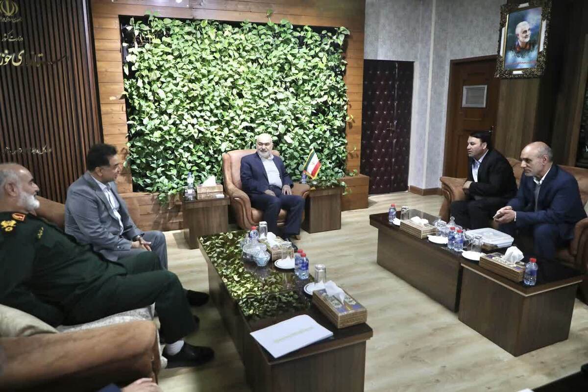 استاندار خوزستان: بانک سپه پیشاهنگ سرمایه‌گذاری در استان شود / ضرورت انتقال حساب‌های شرکت‌های بزرگ به استان