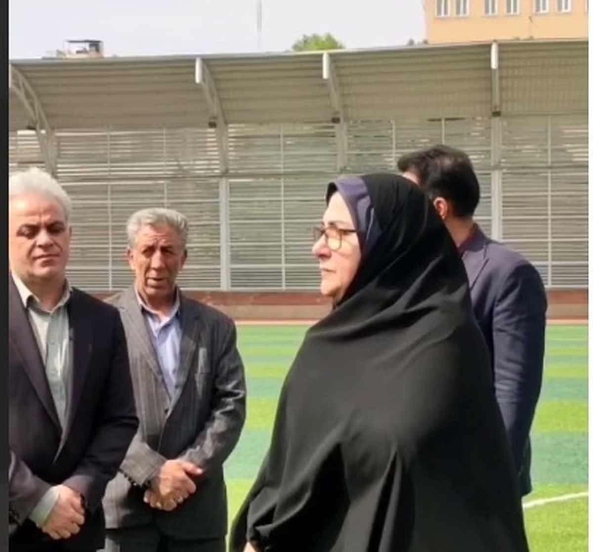 بازدید معاون وزیر ورزش و جوانان از ورزشگاه تختی قم