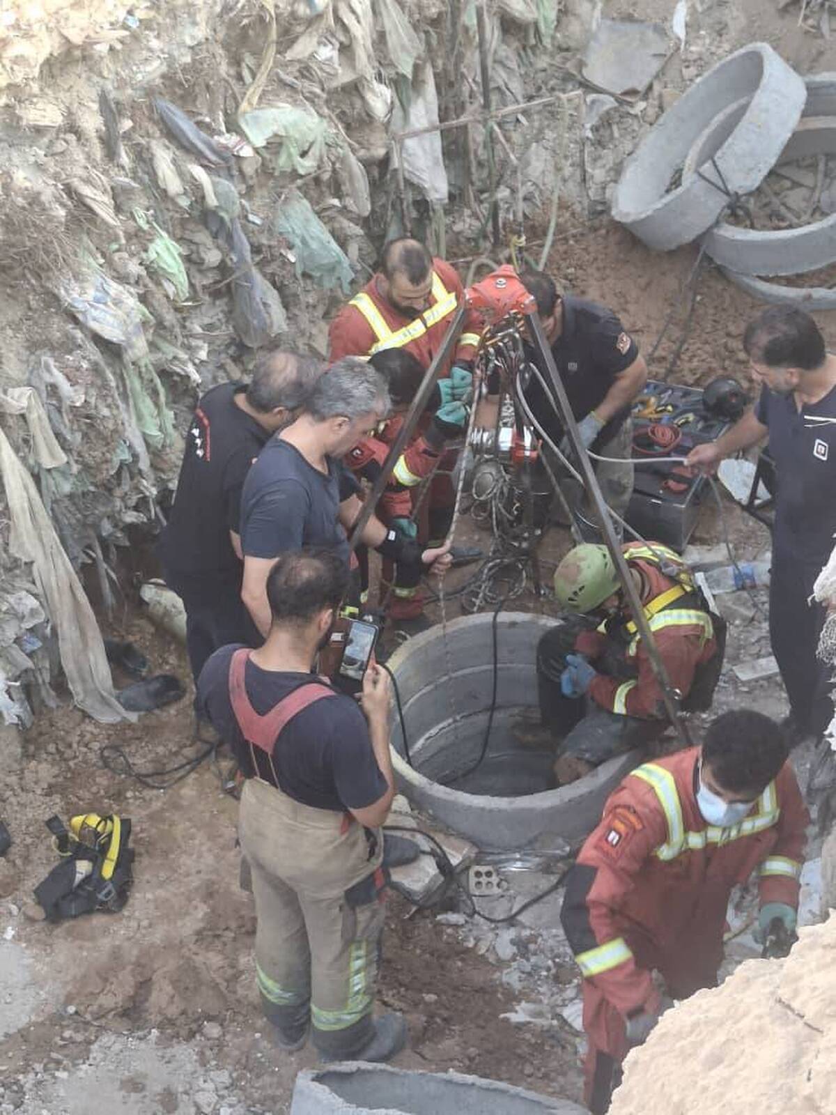 مرگ تلخ ۲ کارگر در عمق چاه ۶ متری