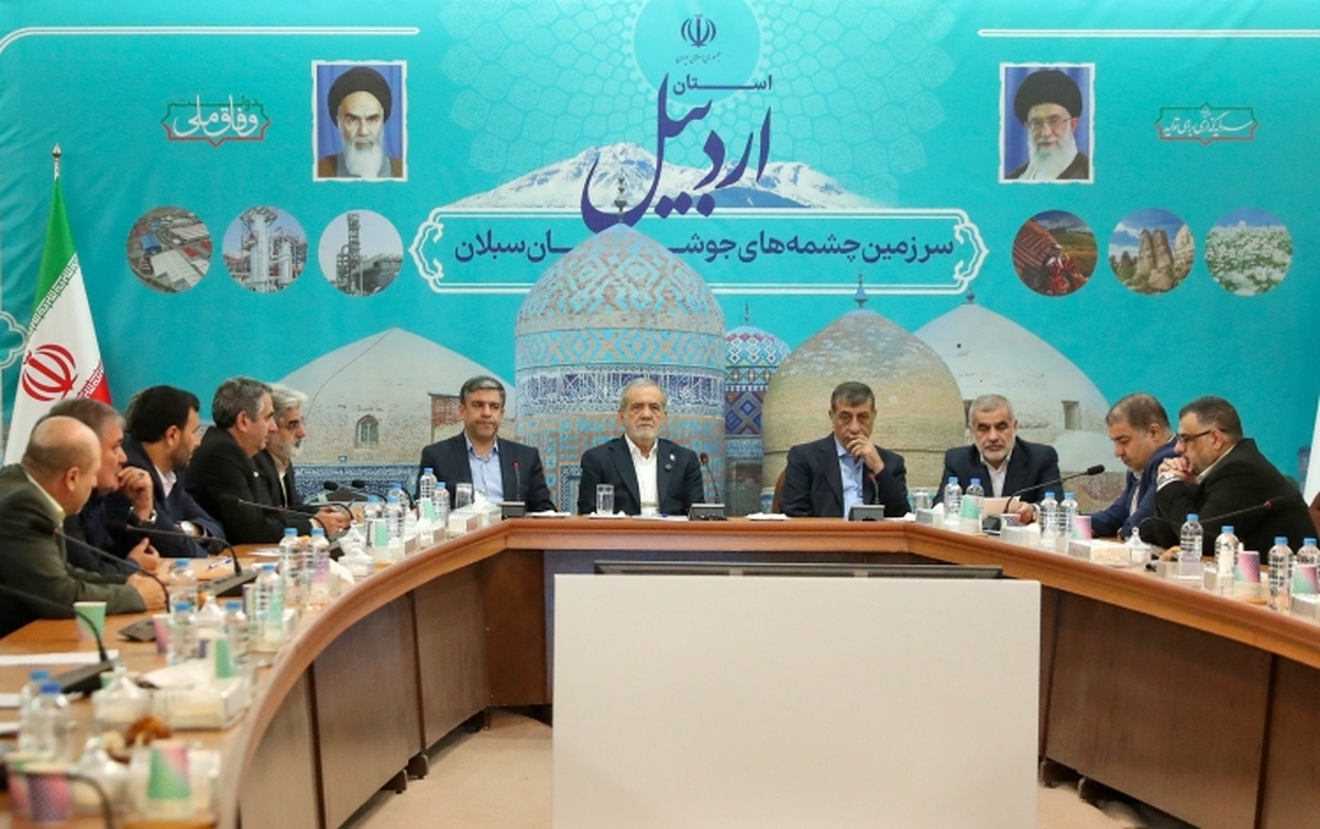 پزشکیان: مدارس امروز به جای تربیت انسان‌های جامع‌نگر، افراد تک‌بعدی پرورش داده‌اند