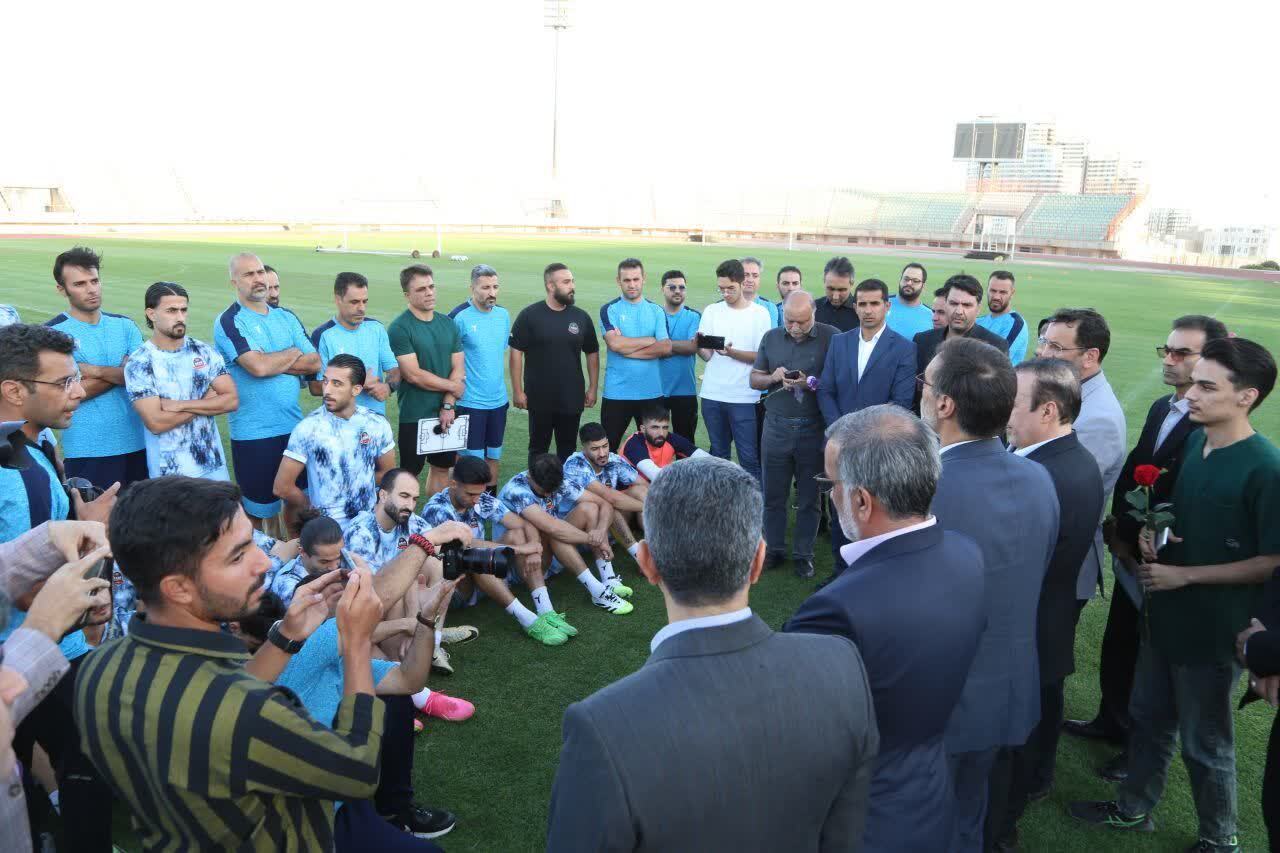 نوذری: شمس آذر می تواند از تیم های مطرح لیگ برتر باشد نوذری: شمس آذر می تواند از تیم های مطرح لیگ برتر باشد