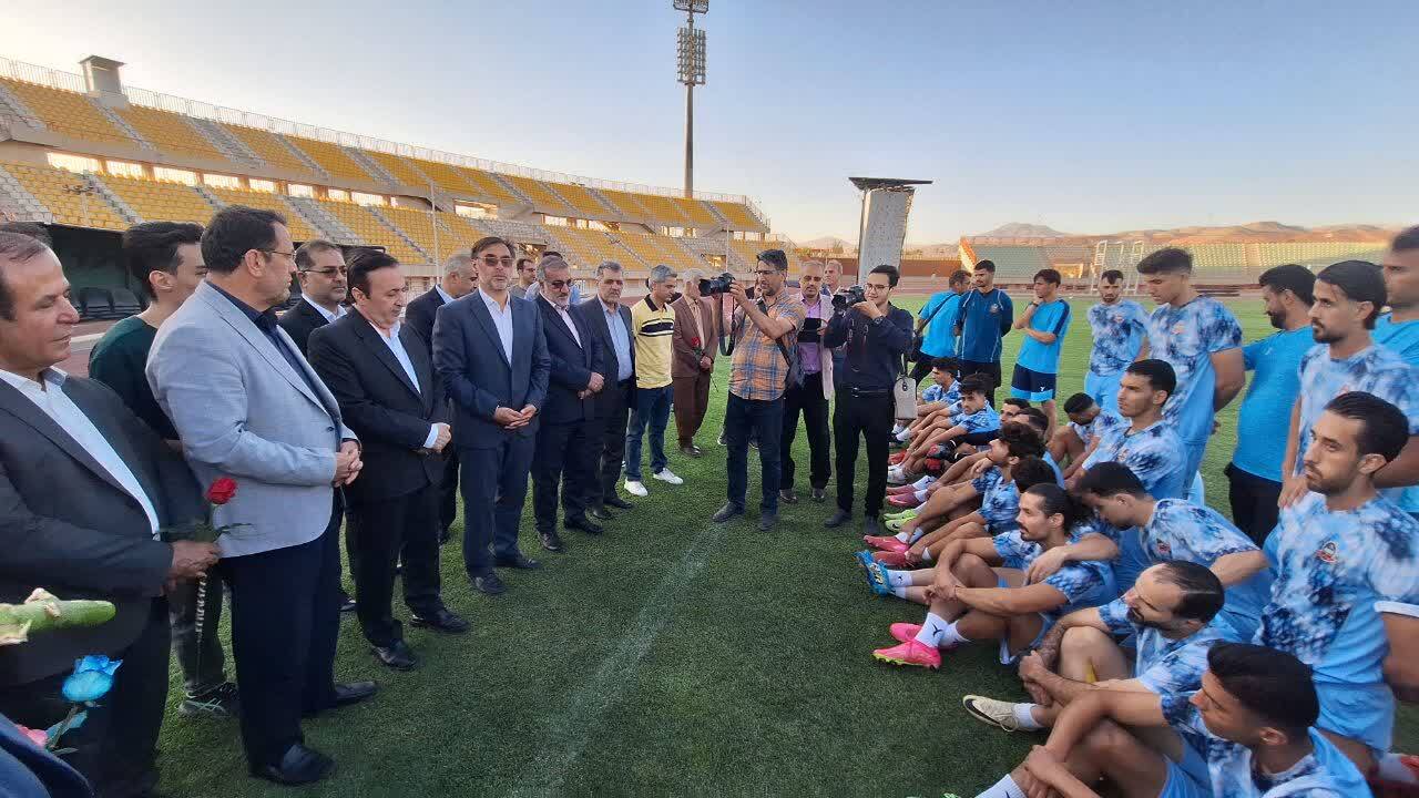 نوذری: شمس آذر می تواند از تیم های مطرح لیگ برتر باشد نوذری: شمس آذر می تواند از تیم های مطرح لیگ برتر باشد