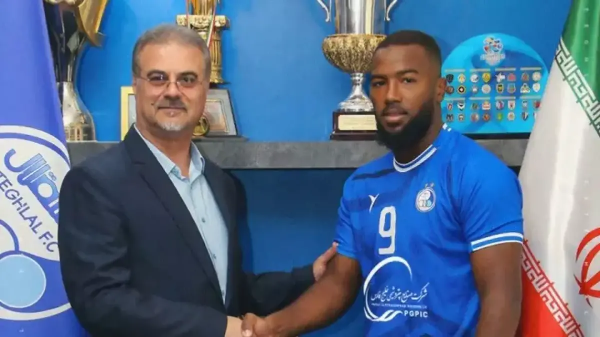 زمان حضور نازون  در اردوی استقلال اعلام شد