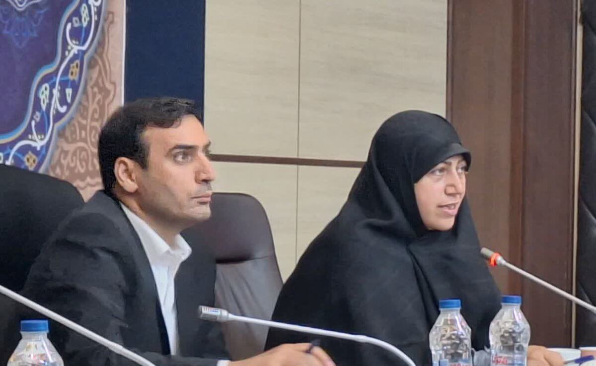 شهرداران باید برای ایجاد درآمد پایدار اختیارات بیشتری داشته باشند