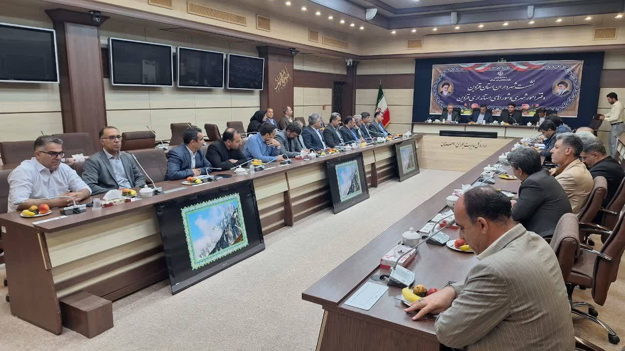 قزوین می تواند پایلوت آموزش شهرداران کشور باشد/ حوزه نظارتی جسارت مدیران شهری را سلب کرده