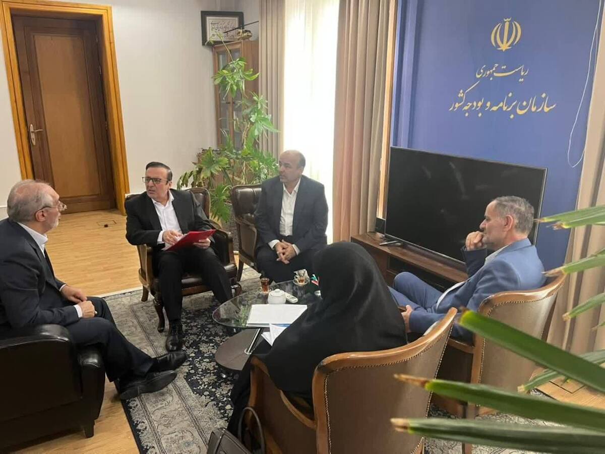 دیدار استاندار قزوین با رئیس سازمان برنامه و بودجه کشور