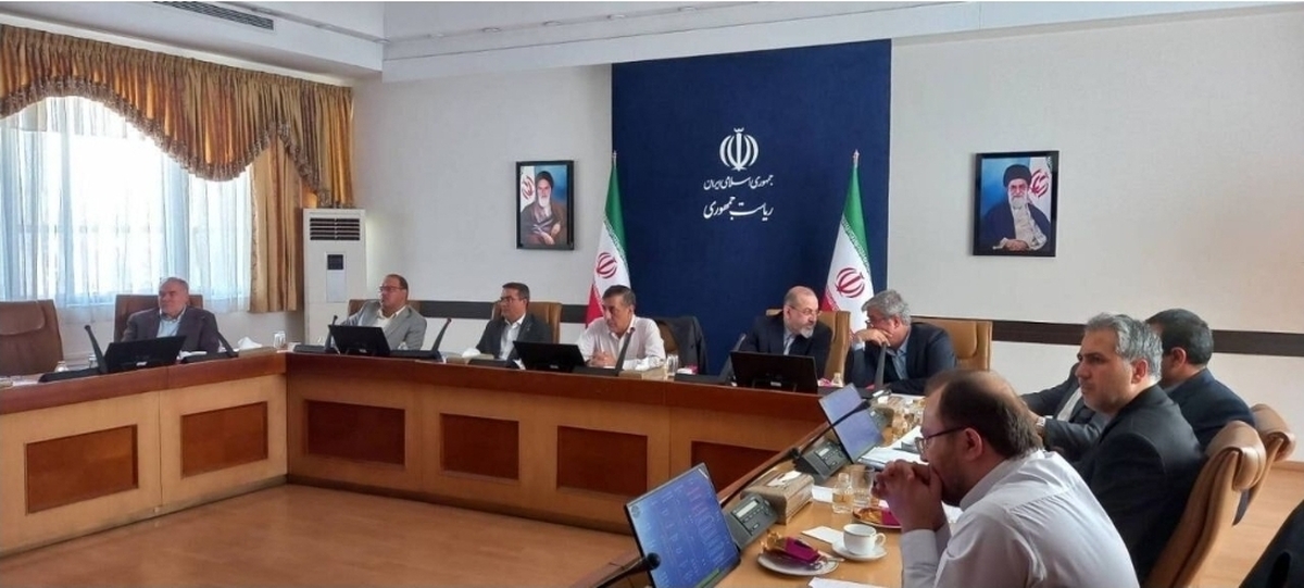 نظام پرداخت دستمزد کارکنان دولت بدون کاهش حقوق اصلاح می‌شود