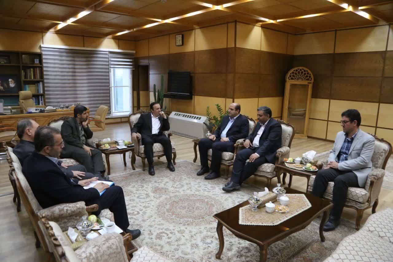 معاون رئیس کمیته امداد امام خمینی(ره)  با استاندار قزوین دیدار کرد 