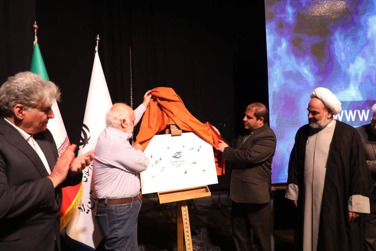 هنر سند هویت ماست و با آن شناخته می‌شویم