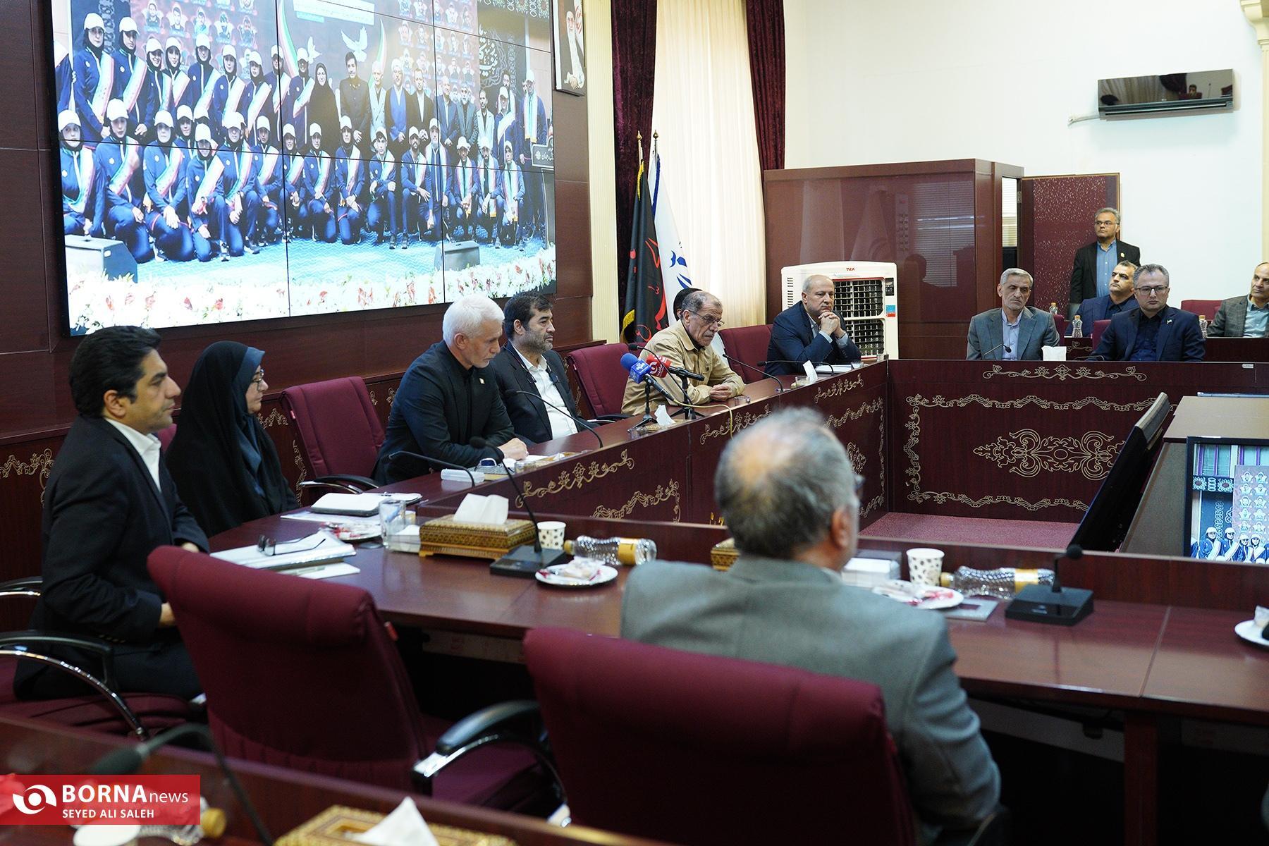 یک سال با دولت چهاردهم در ورزش؛ از آمایش سرزمینی تا تعیین تکلیف سرخابیها یک سال با دولت چهاردهم در ورزش؛ از آمایش سرزمینی تا تعیین تکلیف سرخابیها