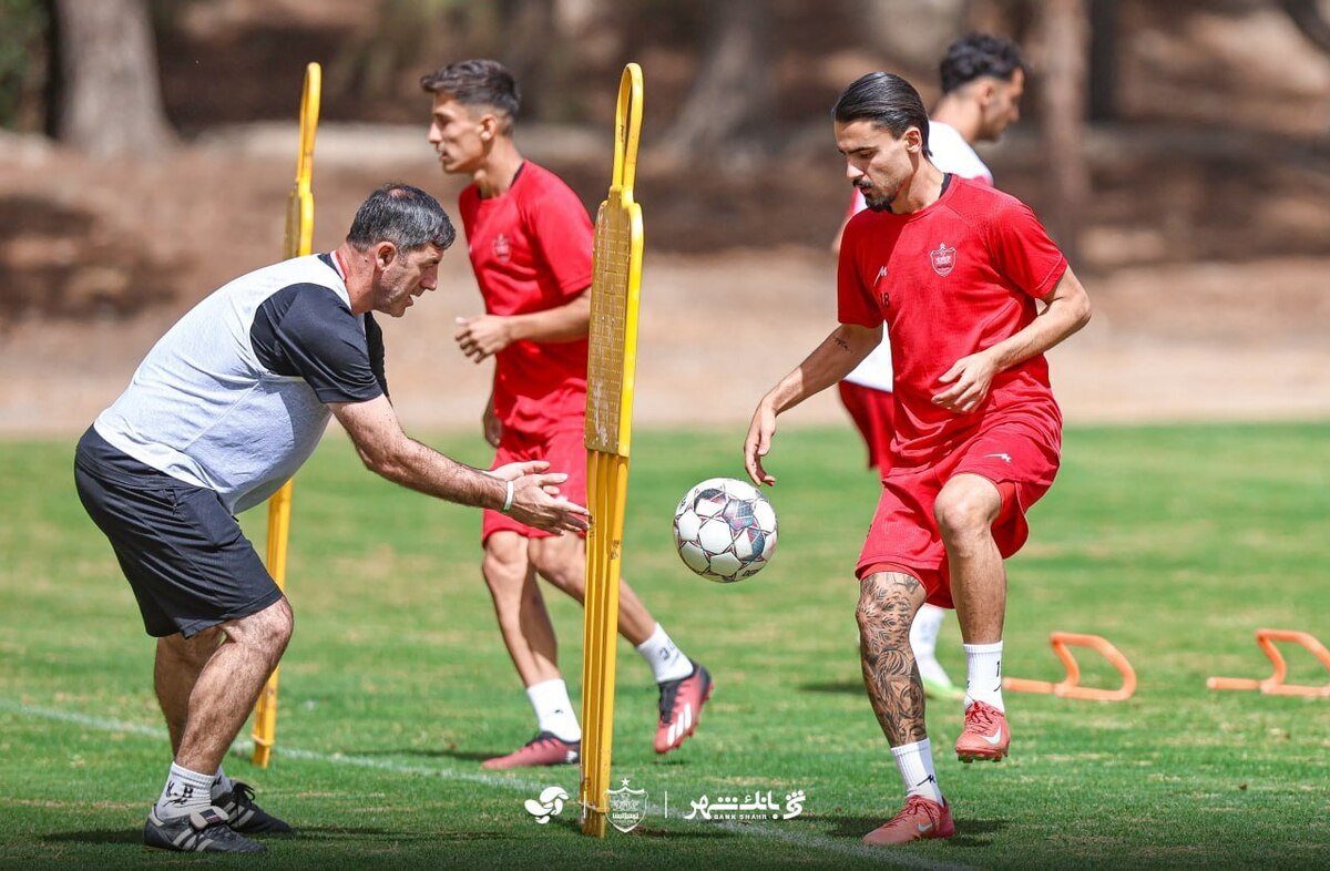 آزادی زیر گام های مصمم پرسپولیسی ها!