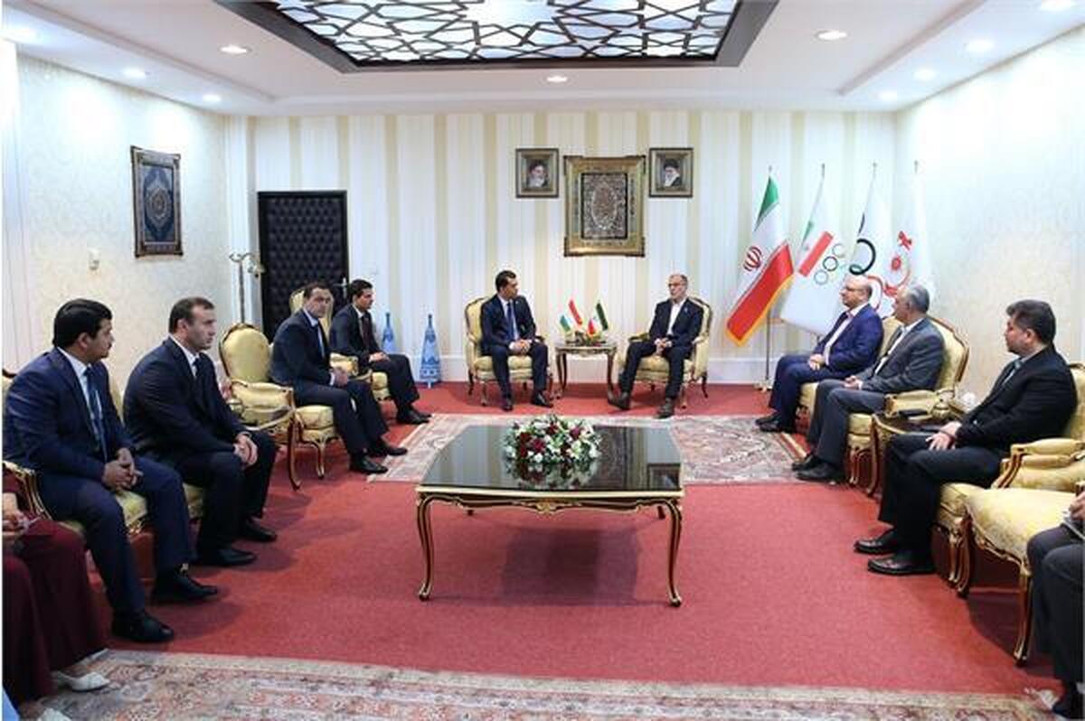 خسروی وفا در دیدار با رئیس کمیته کار با جوانان و ورزش جمهوری تاجیکستان: ایران و تاجیکستان یک روح هستند در دو جسم