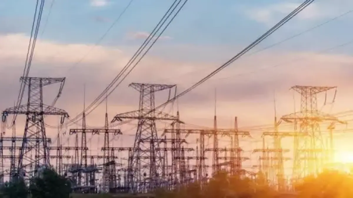 بهره‌برداری از چهار پست مهم برق در تهران با ظرفیت نزدیک به ۳۰۰ مگاآمپر