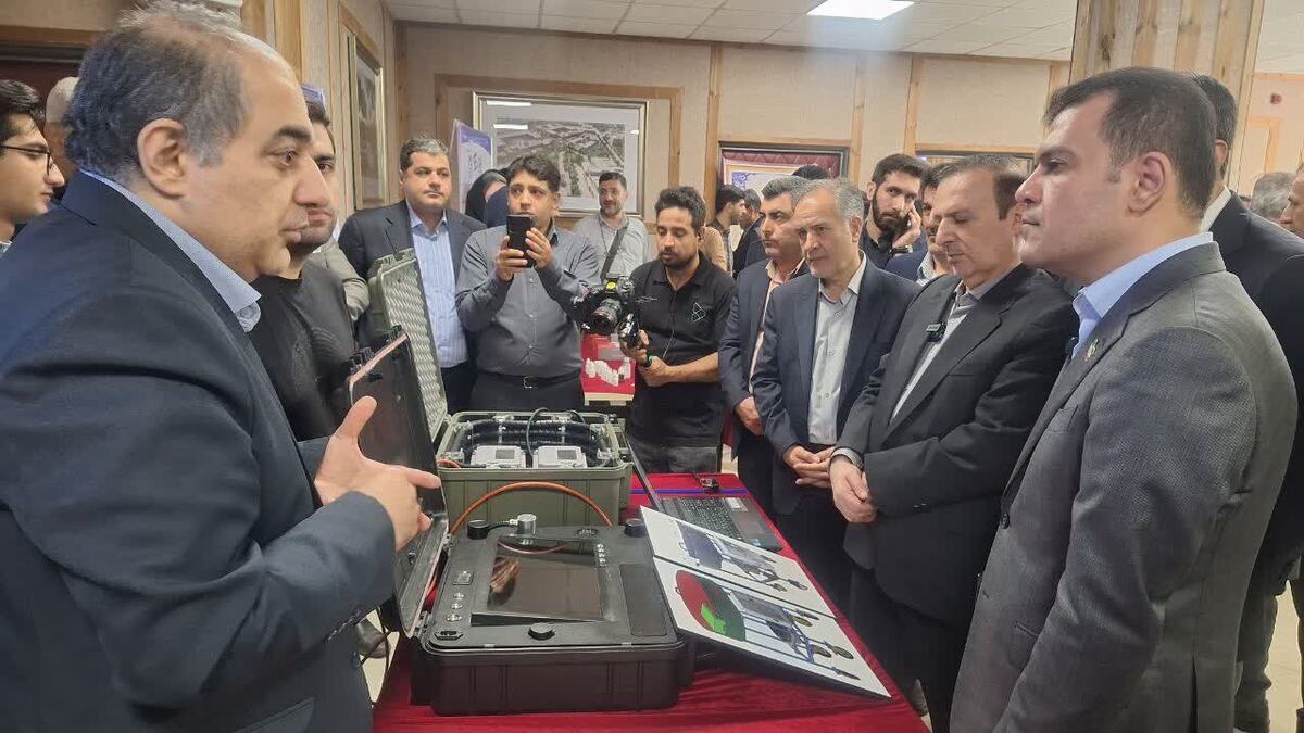 ۱۱ محصول دانش بنیان توسط معاون علمی رئیس جمهور در قزوین رونمایی شد