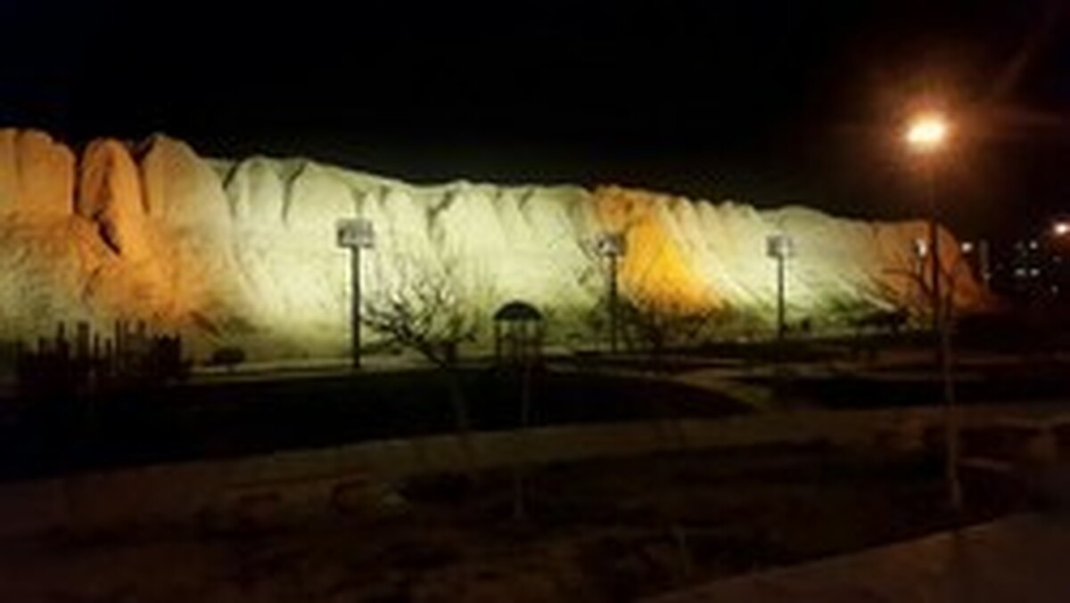 گذر پرمخاطره‌ از معابر تاریک قلعه‌ گنج