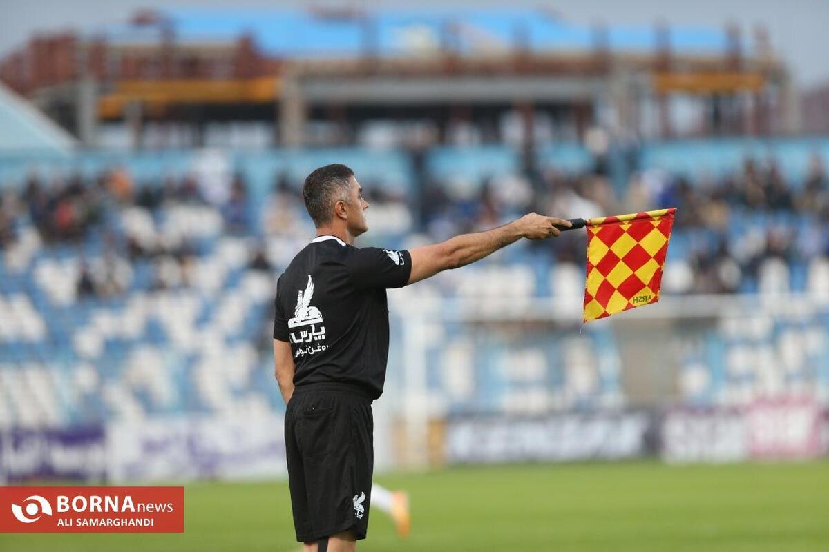 کارشناس داوری ایران و روسیه/ جهانبخش باید اخراج می‌شد؟ گل‌های بازی قانونی بود!؟