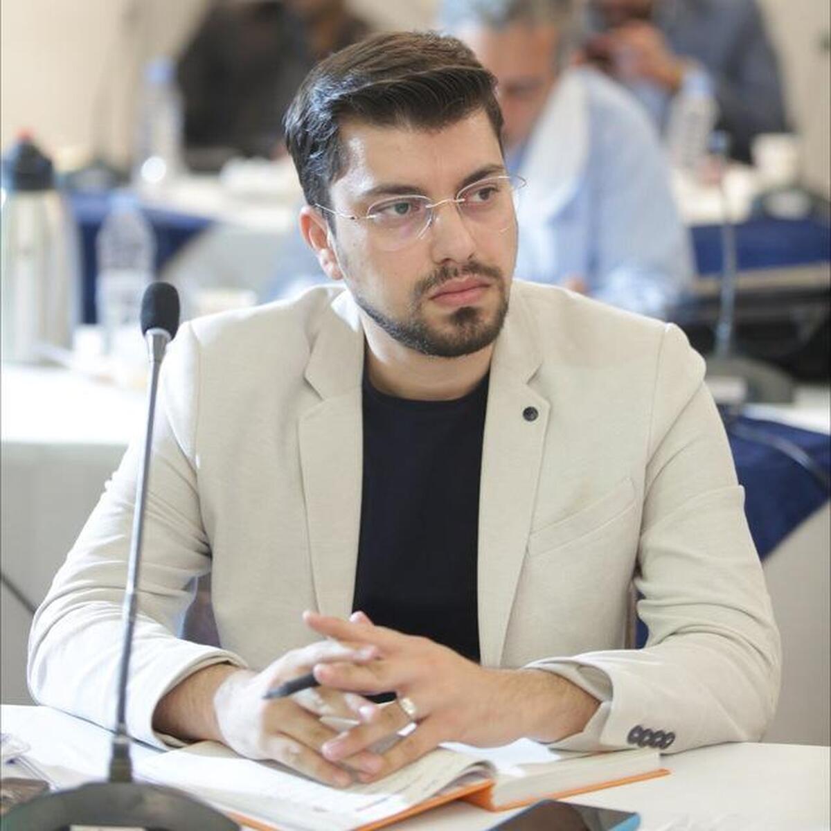 روغن روایت بر چرخ صنعت