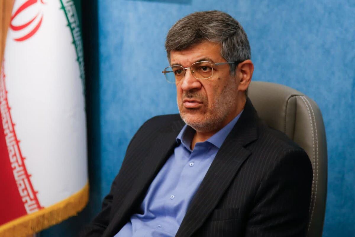 استاندار یزد : حمل‌ونقل ریلی و هوایی استان تقویت می‌شود