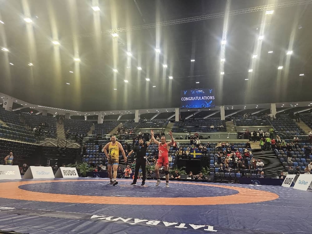 کشتی فرنگی پیشکسوتان جهان/یک طلا و یک برنز به ایرانی ها رسید