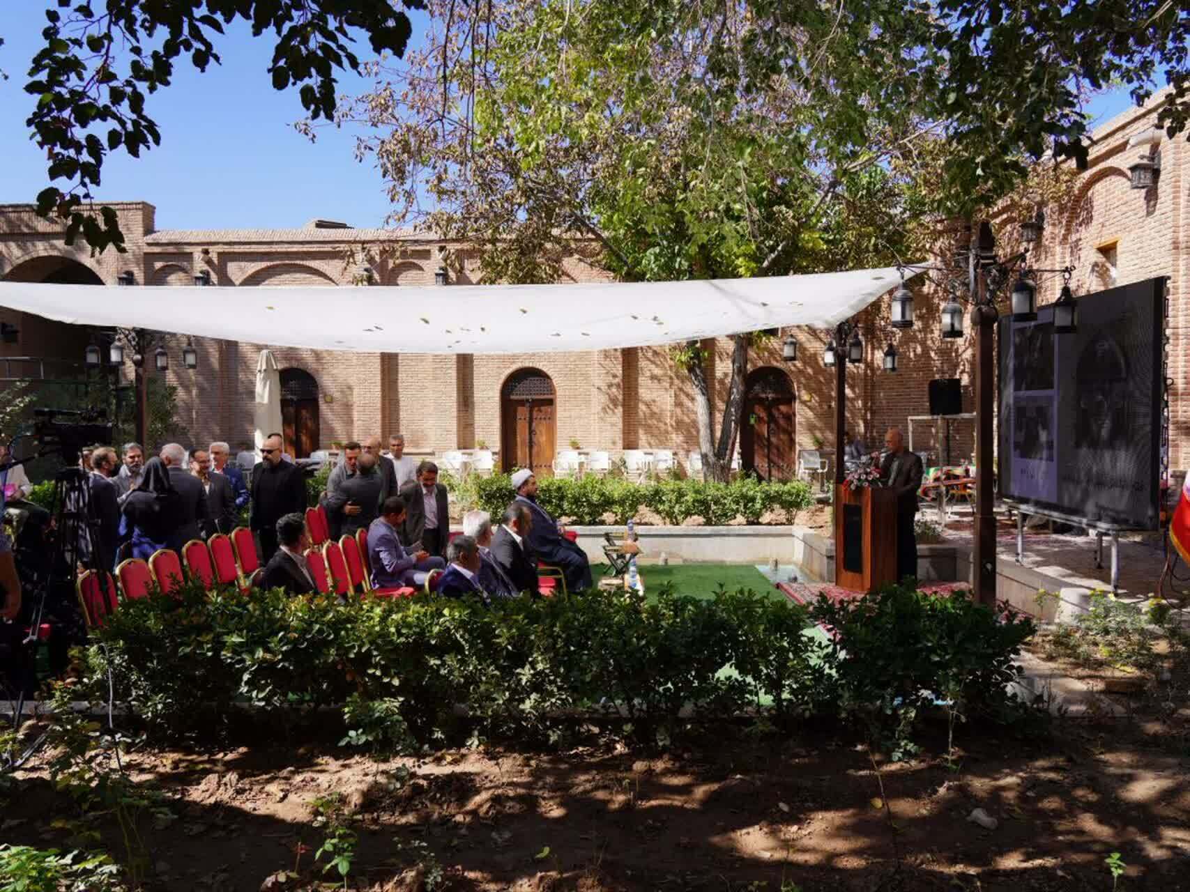 افتتاح هتل قهرمانی و رستوران خورشید در مجموعه تاریخی سعدالسلطنه قزوین افتتاح هتل قهرمانی و رستوران خورشید در مجموعه تاریخی سعدالسلطنه قزوین