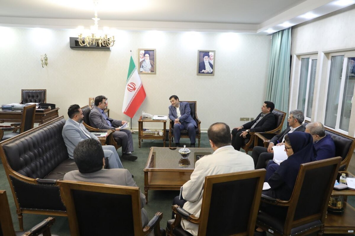 دیدار چند تن از نمایندگان مجلس با وزیر ورزش و جوانان 