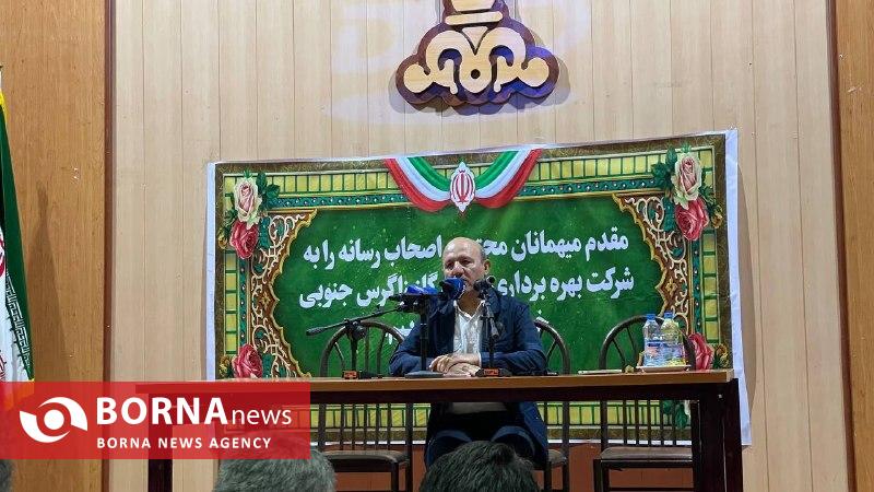 زیر آسمان نارنجی عسلویه/ از پازن بیداری تا نار پایداری و شهری که هنوز نفس می کشد زیر آسمان نارنجی عسلویه/ از پازن بیداری تا نار پایداری و شهری که هنوز نفس می کشد