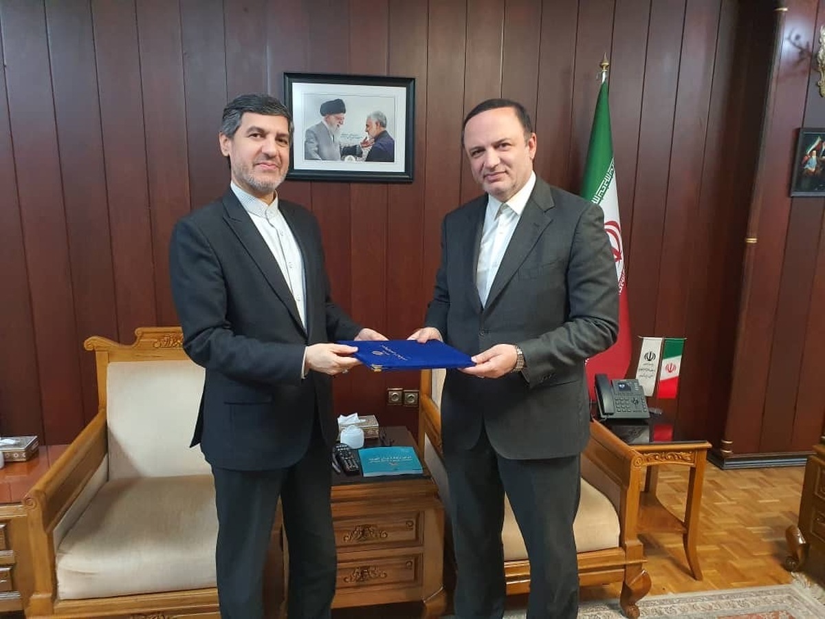 مشاور عالی دبیر شورای‌عالی مناطق آزاد منصوب شد