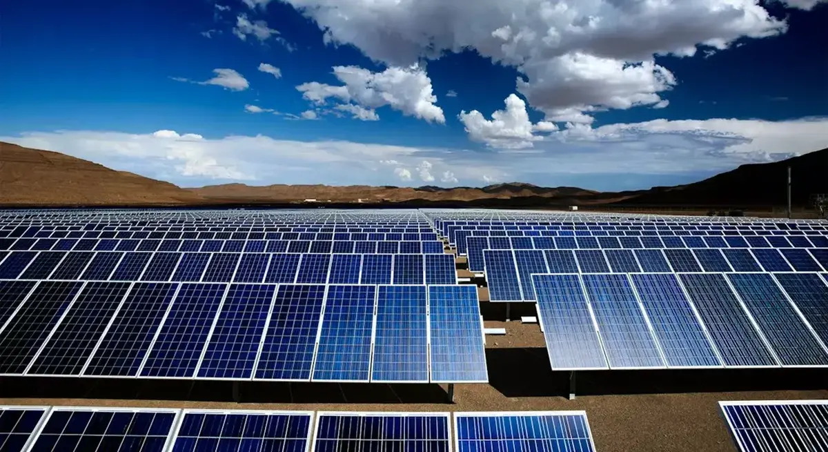 اعطای وام ۳۰۰ میلیونی برای احداث نیروگاه‌های خورشیدی خانگی در استان مرکزی