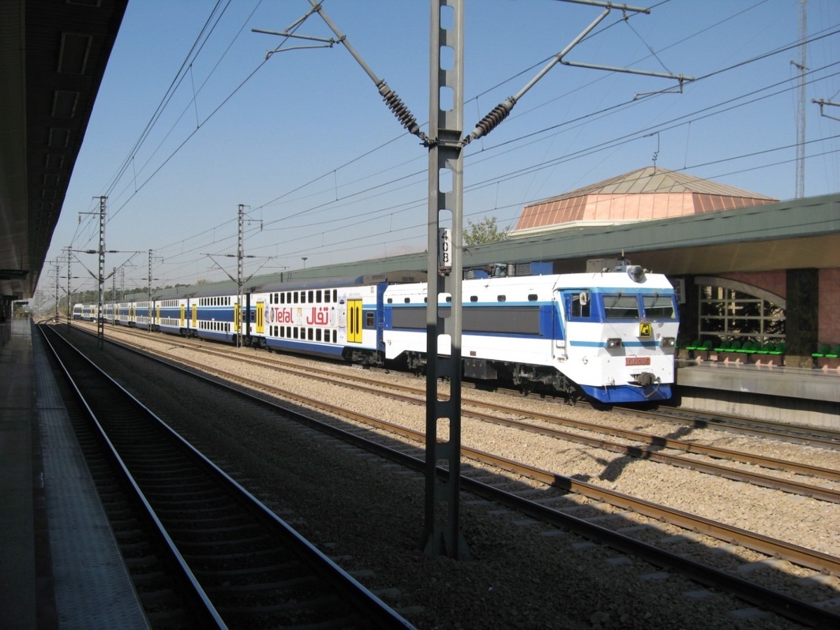 حرکت قطار‌ها در خط ۵ به حالت عادی بازگشت