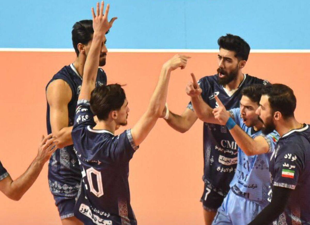 قهرمانی چادرملو اردکان در تورنمنت بین‌المللی چهارجانبه