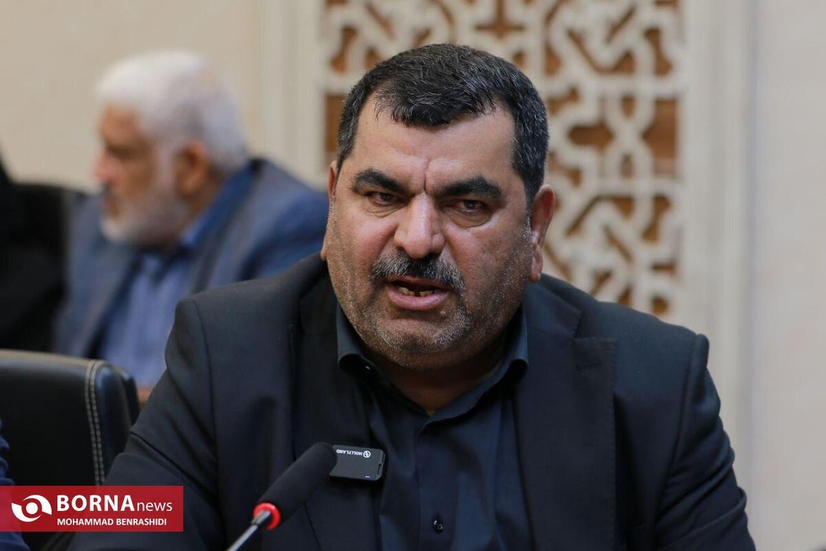 رییس اتاق بازرگانی آبادان: ۸۰ درصد تولید میگوی آبادان امسال نابود شد / احیای اقتصادی آبادان و خرمشهر با حمایت از صنایع محلی و کشاورزی