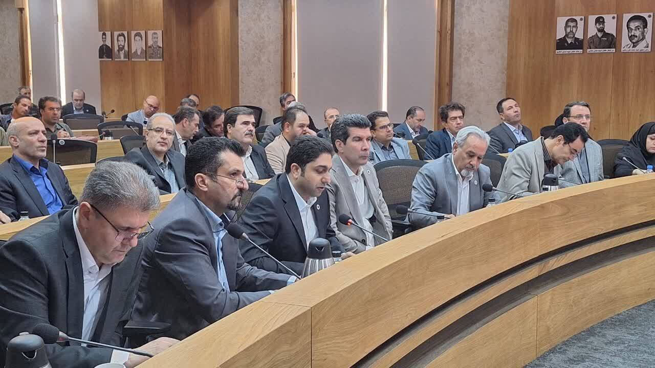 اتاق بازرگانی قزوین با استفاده از رایزنان اقتصادی سفارتخانه به توسعه صادرات کمک کند 