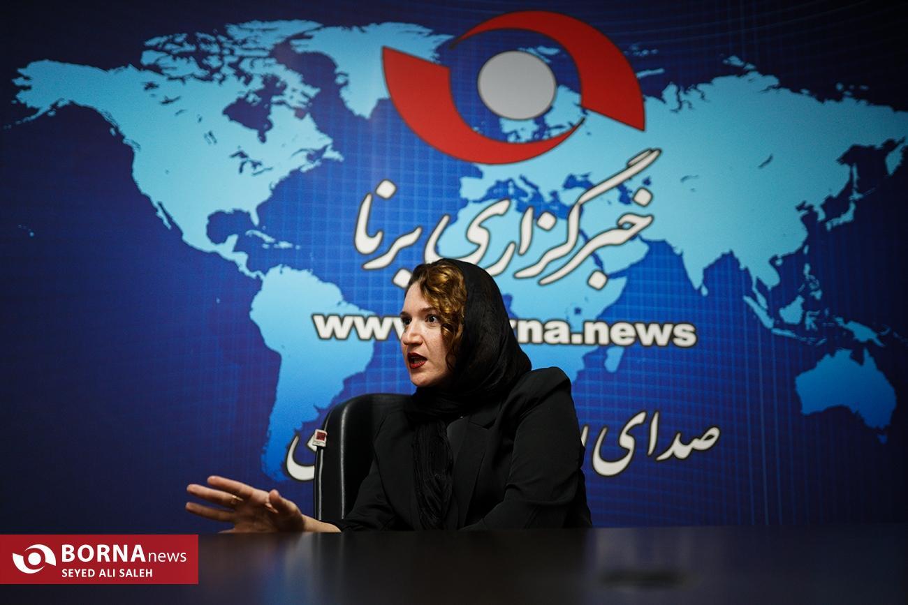 نوشین مسعودیان: نوشین مسعودیان: