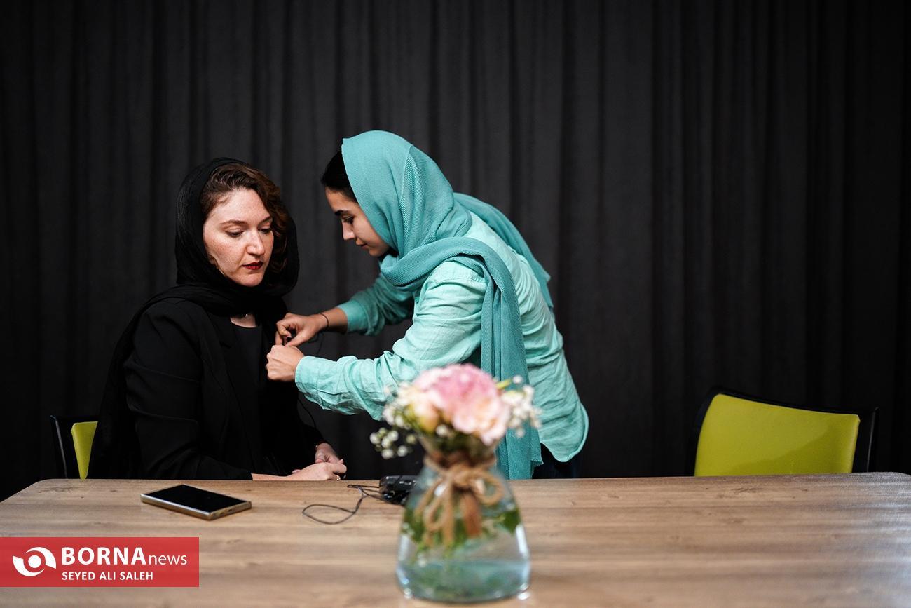 نوشین مسعودیان: نوشین مسعودیان: