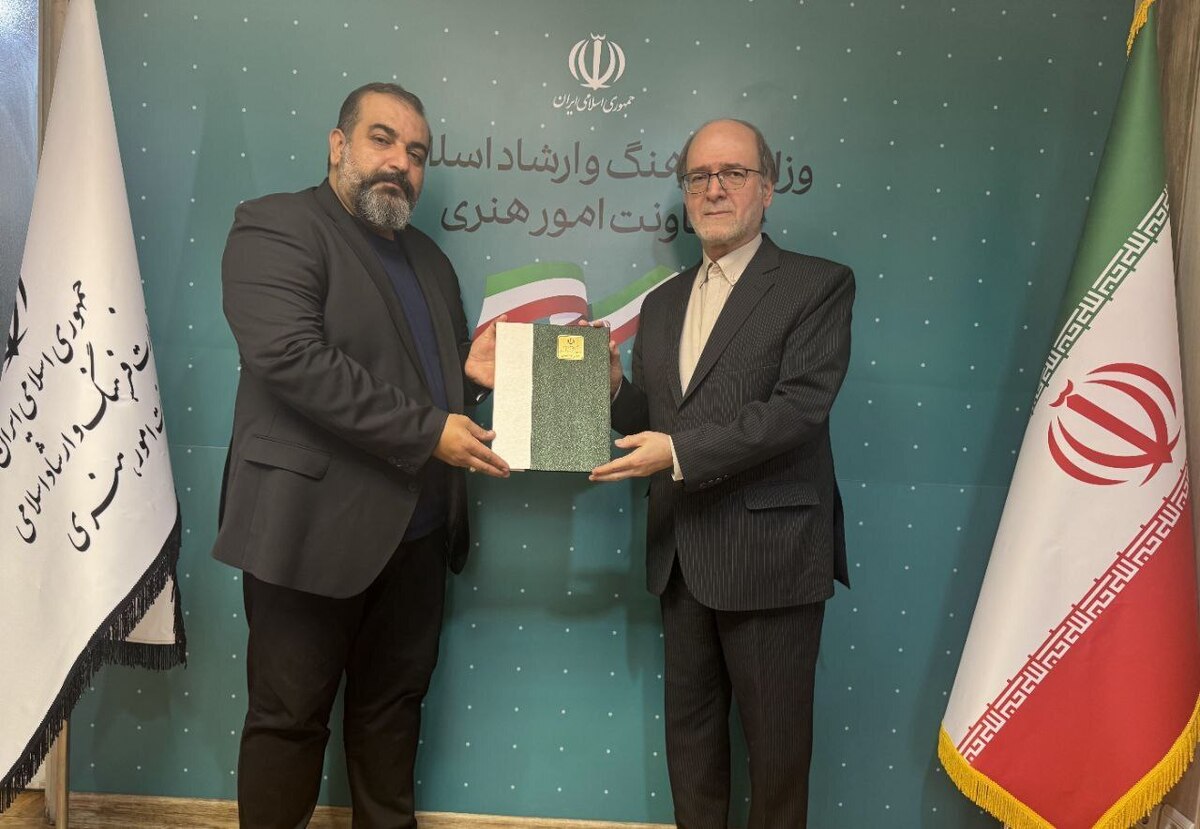 فخر موسوی دبیر جشنواره تئاتر فجر شد