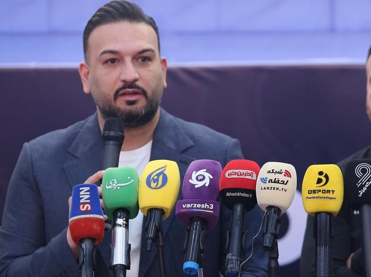 معاون سابق پرسپولیس: مدیریت باشگاه بعضی مواقع خارج از اصول حرفه‌ای عمل می‌کند/برنامه‌ریزی بلندمدت نیاز امروز پرسپولیس است