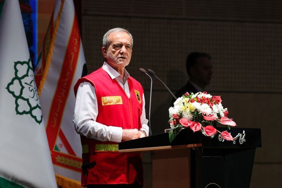 پزشکیان: به زانو در آوردن ملت ایران خواب و خیال است