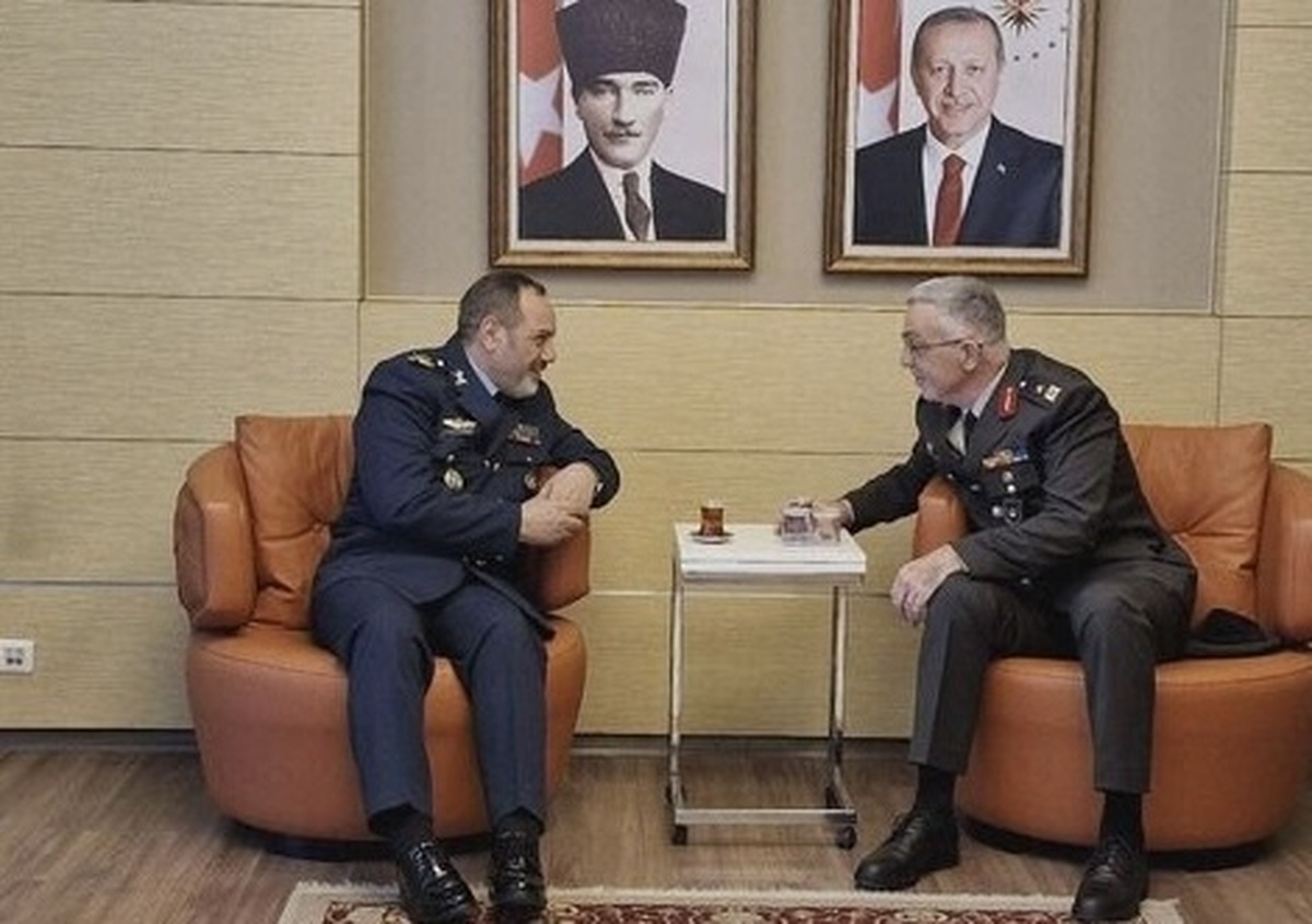 وزیر دفاع ایران به ترکیه سفر کرد