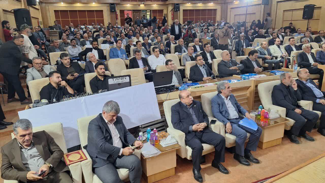 صنایع شهرستان آبیک پویا و بالنده هستند صنایع شهرستان آبیک پویا و بالنده هستند