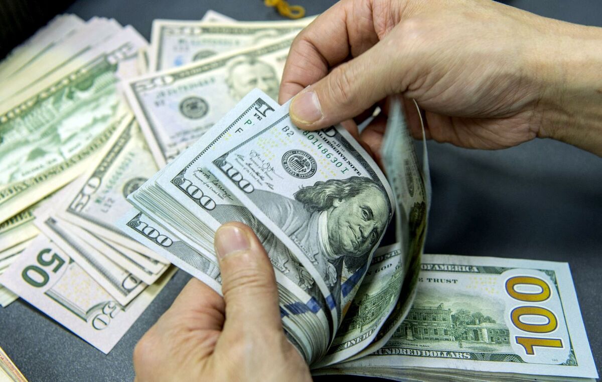 معامله ۱۲۱ میلیون دلاری بازرگانان در دهم آبان‌ماه