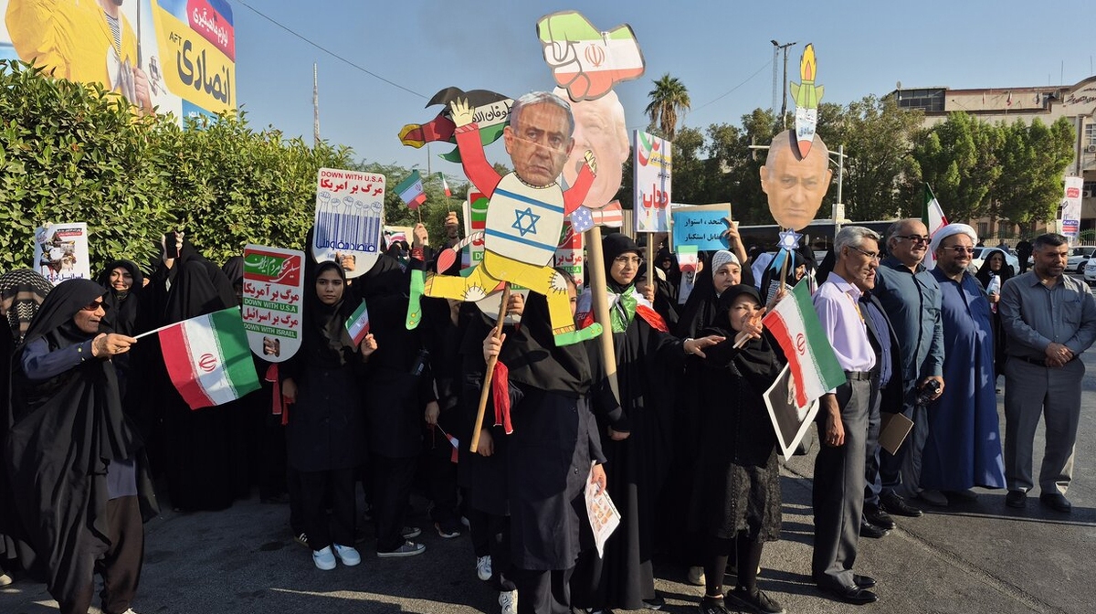 معاون پارلمانی رئیس‌جمهور: ایران پرچمدار بیداری ملت‌ها در برابر نظام سلطه است