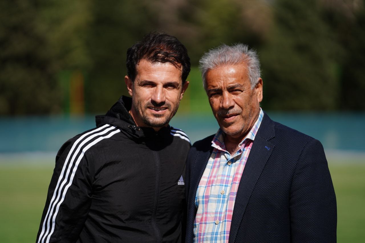 منصور ابراهیم زاده: ذوب آهن به حمایت مادی و معنوی مدیران باشگاه و کارخانه نیاز دارد/ تیم ملی ۲ سال مهم را از دست داده است/ دیدن موفقیت شاگردانم لذت بخش است/ قاسم حدادی فر سرمایه ذوب آهن است منصور ابراهیم زاده: ذوب آهن به حمایت مادی و معنوی مدیران باشگاه و کارخانه نیاز دارد/ تیم ملی ۲ سال مهم را از دست داده است/ دیدن موفقیت شاگردانم لذت بخش است/ قاسم حدادی فر سرمایه ذوب آهن است