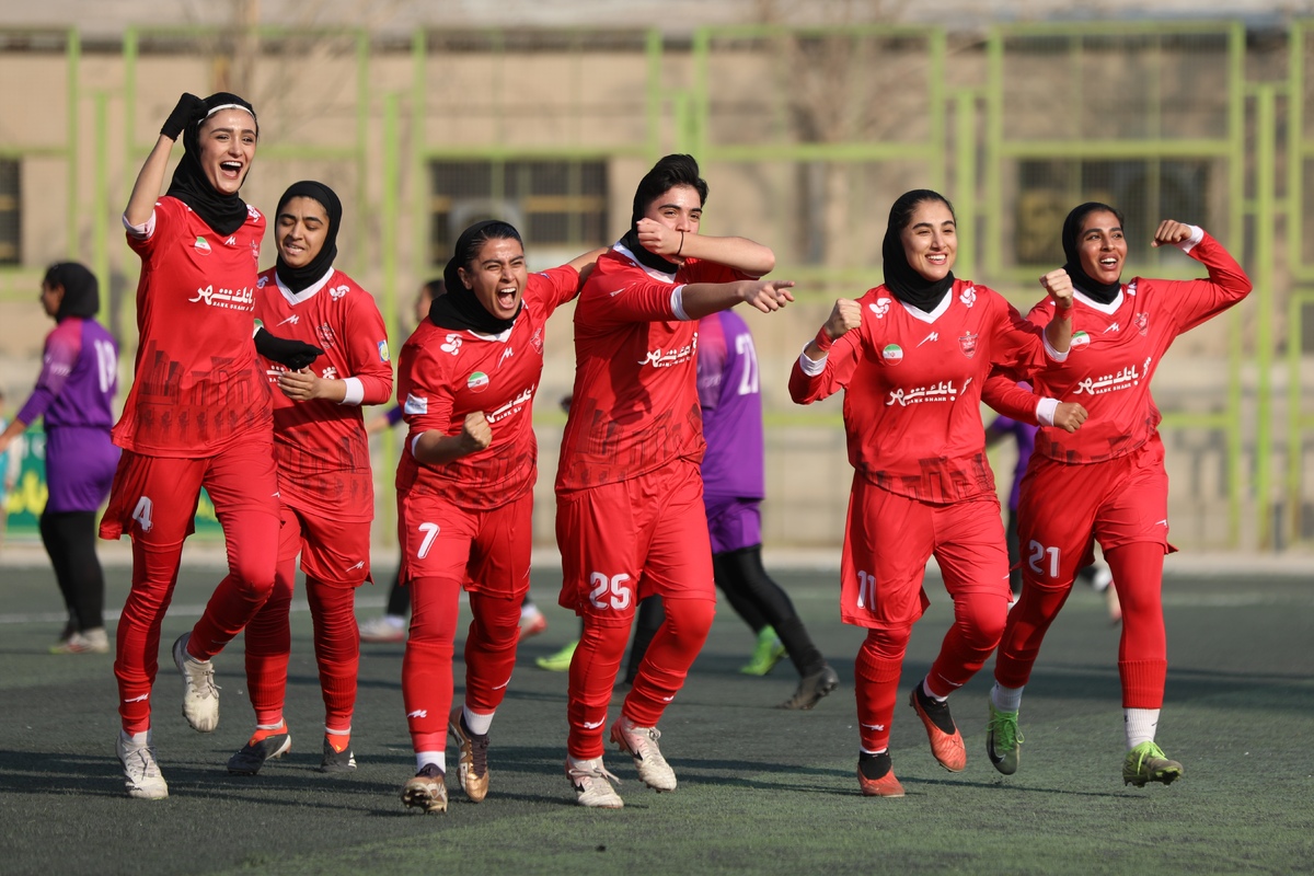 پیروزی شیرین برای پرسپولیس/ شاگردان آزمون بالاخره خندیدند